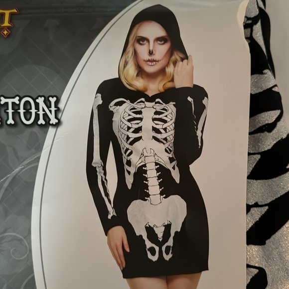 Skeleton Costume - Picture 3 of 12